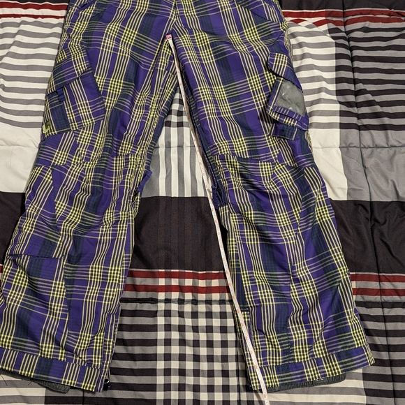 NWOT Burton Plaid Snow Pants - Picture 6 of 7